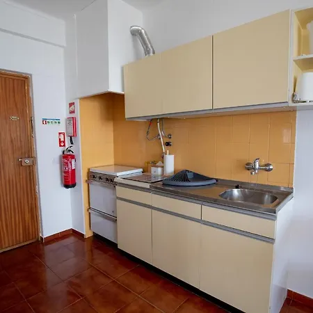 Algures Perto Do Rio Apartman